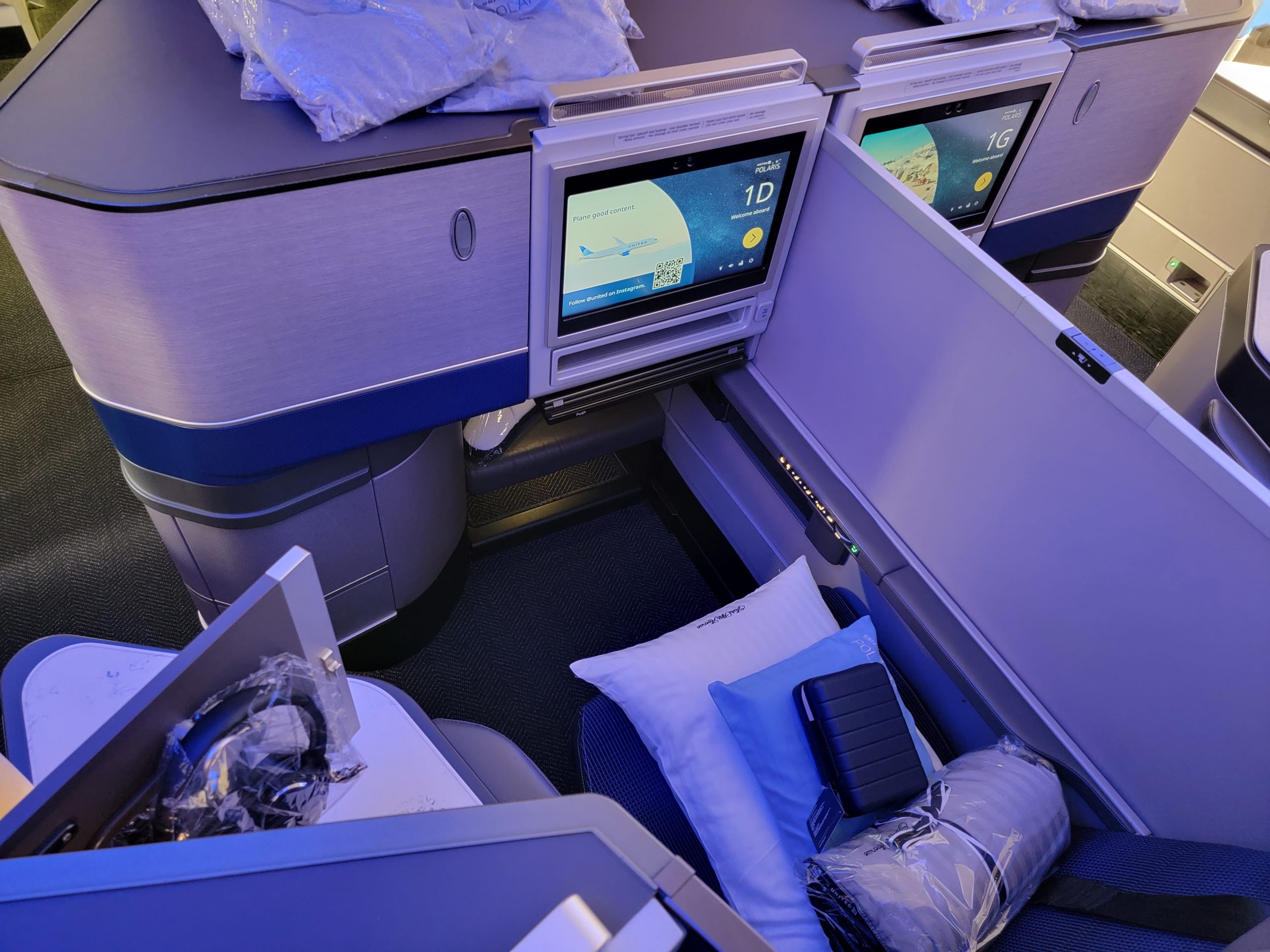United’s MileagePlus Devaluation: Say Goodbye To Stopovers, Instant Upgrades, And Upgrade Award Charts – View from the Wing