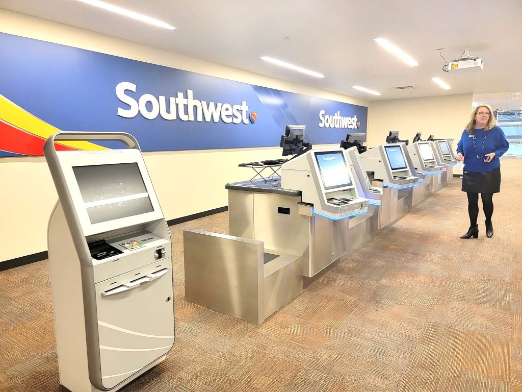 southwest airlines check in kiosks 1bPuZG