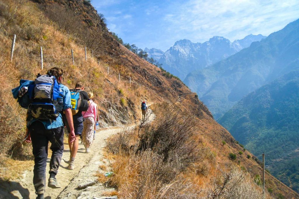 tiger leaping gorge PnZ0CA